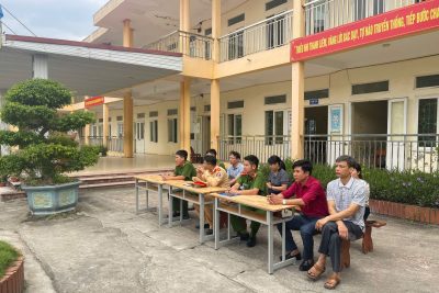 Tuyên truyền tham gia giao thông an toàn và phòng chống lừa đảo trên không gian mạng